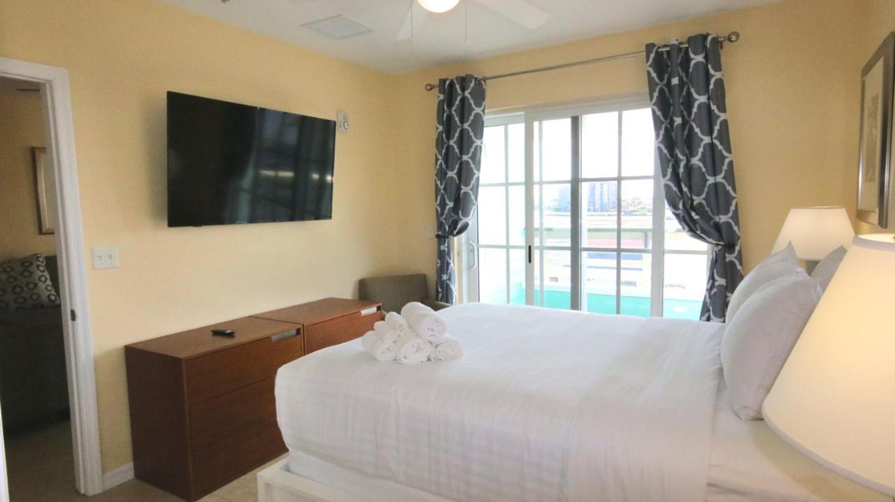 Johns Pass Condo'S- Fully Remote St. Pete Beach Esterno foto